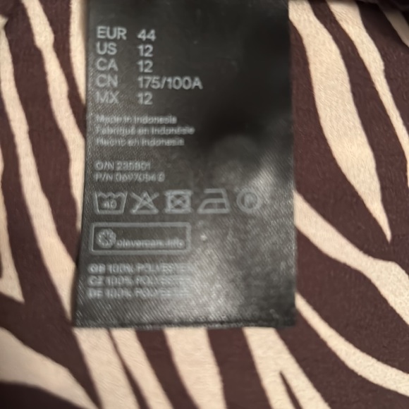 H&M ladies size 12 blouse - Picture 4 of 5